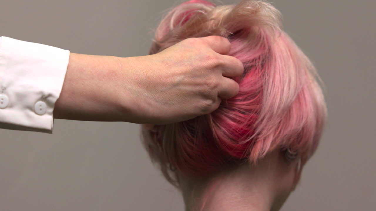 Acconciatura rosa