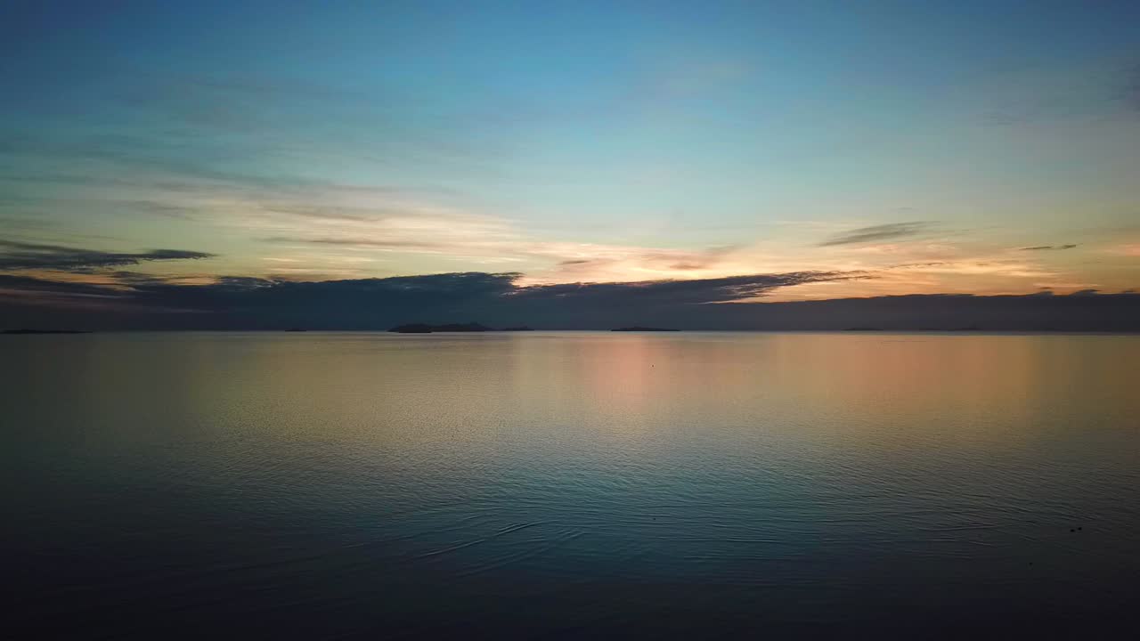 피지 - 피지의 일몰을 위해 일어서다