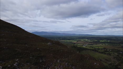 Wunderschöne-Landschaft-Der-Grafschaft-Donegal,-Irland---Drohnenansicht-Aus-Der-Luft