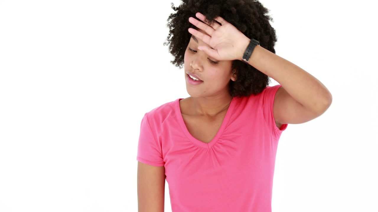 corredor tomando una respiración profunda antes de mantener el ritmo