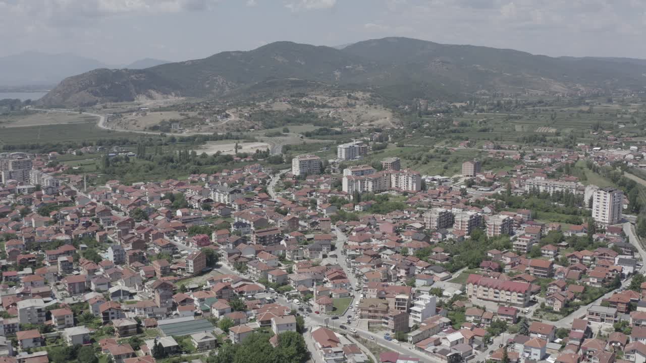 vuelo sobre el pueblo de ohrid- macedonia