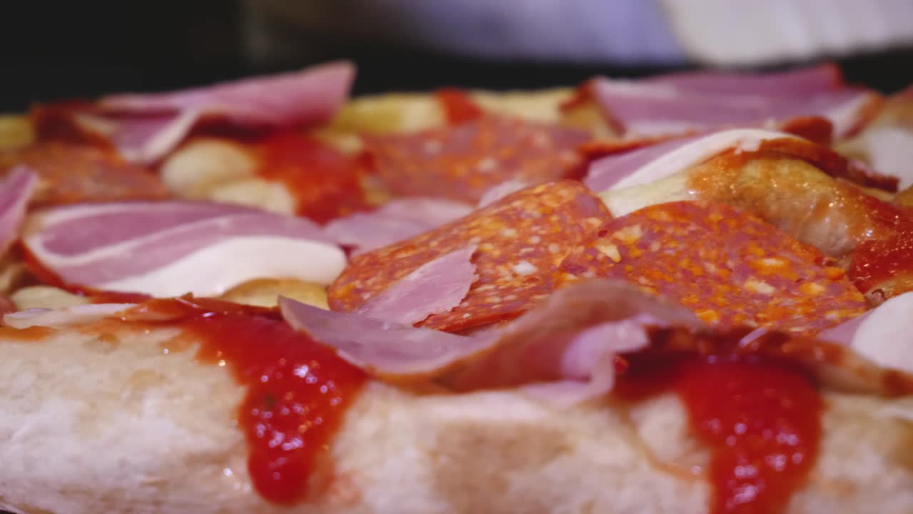 다양한 토핑이 있는 피자