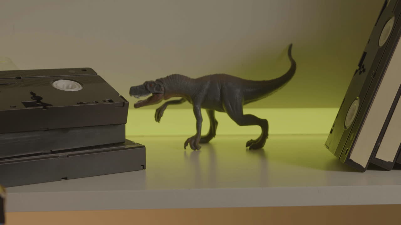 선반에 있는 vhs 카세트