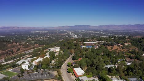 Aerial-wide-shot-of-the-San-Fernando-Valley-with-the-405-Freeway