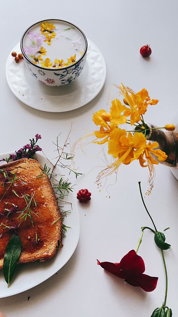 A Beautiful and Healthy Floral Breakfast