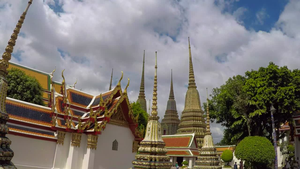 아름다운 와트 포 사원, 방, 태국