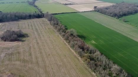 Una-Vista-De-Dron-Del-Paseo-Serpenteante-Del-Patio-De-Recreo-De-La-Infancia-De-Jane-Austen