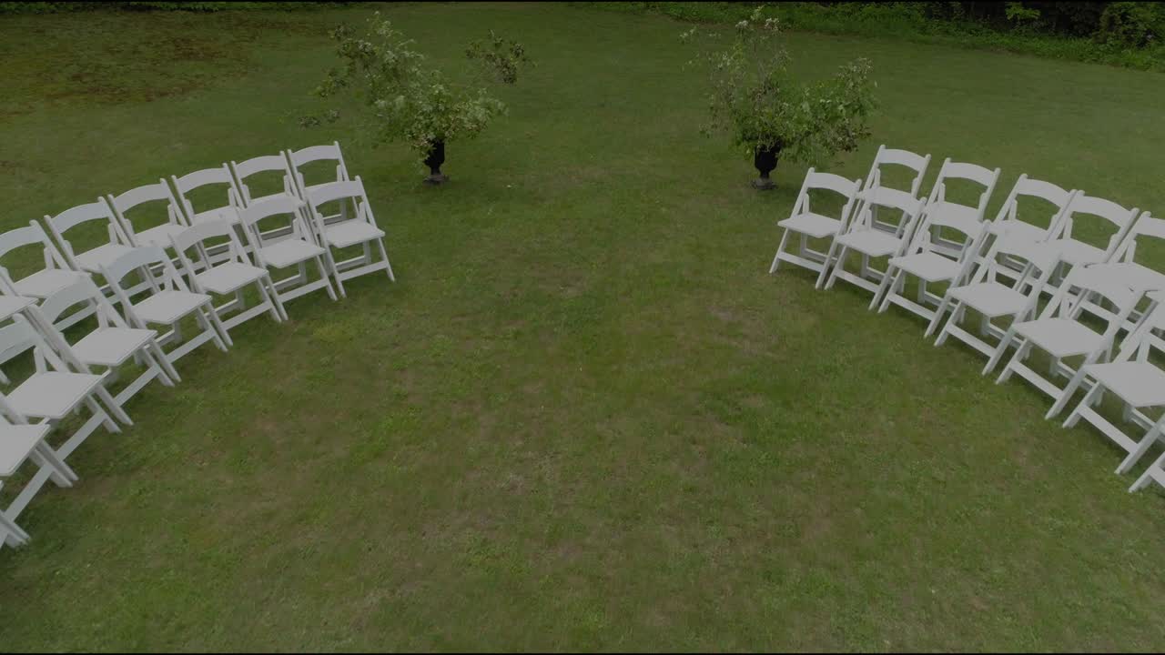 Wedding Ceremony Seating on the property of a hotel in the catskills in New York