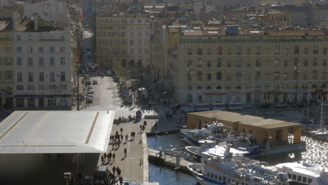 Marseille-Szene-Mit-Dem-Alten-Vieux-Port,-Frankreich