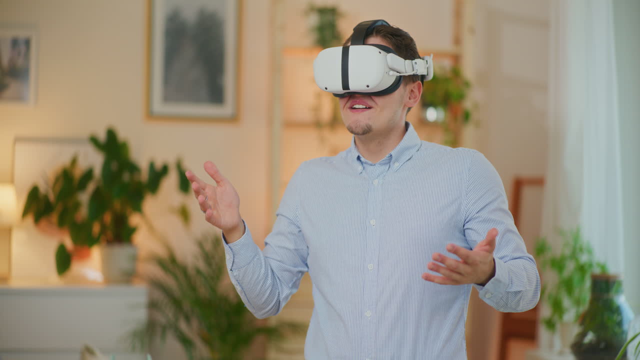 Imprenditore esplora VR e AI