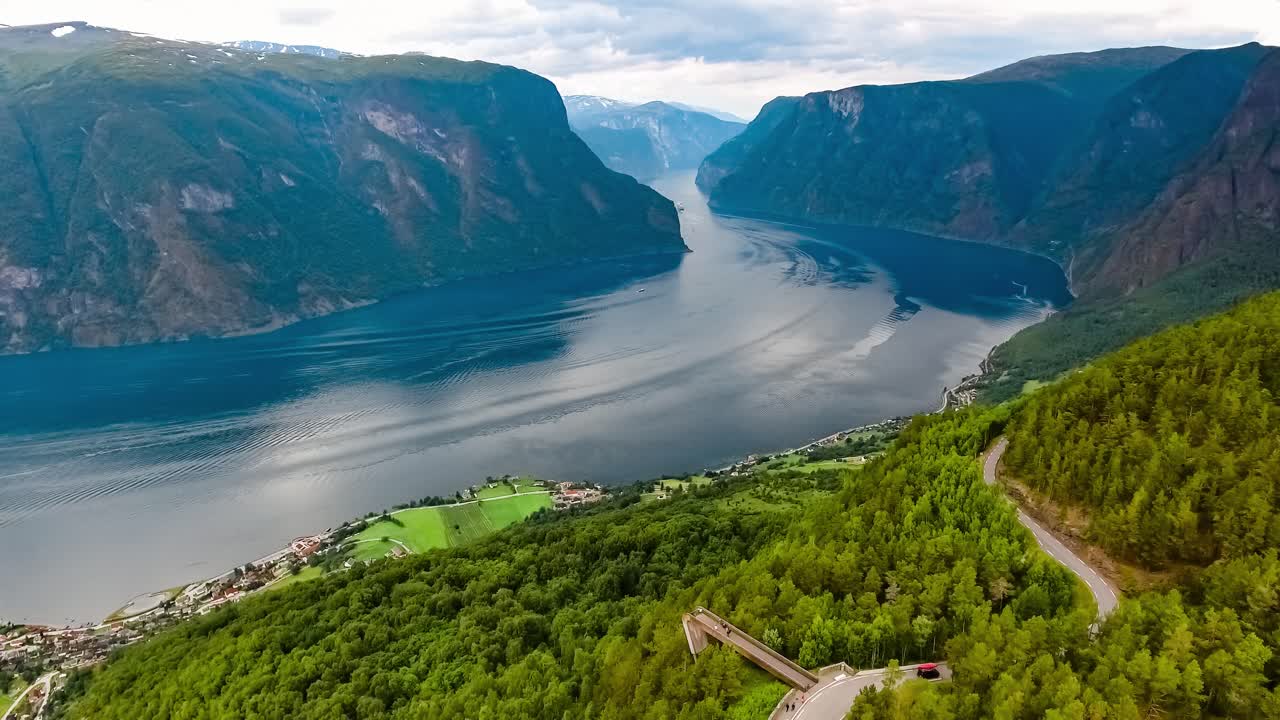 Stegastein Gözetleme Noktası Güzel Doğa Norveç.