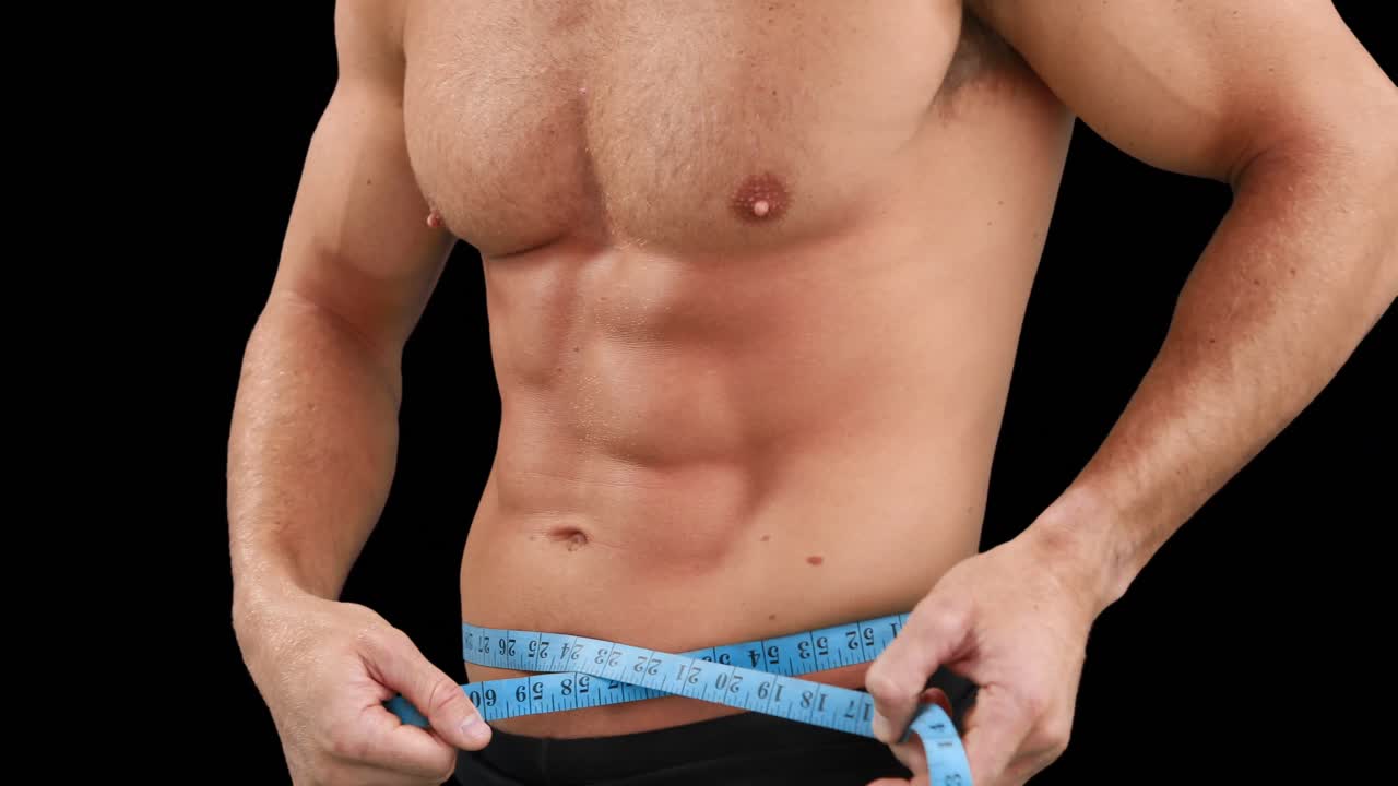 culturista posando para la cámara