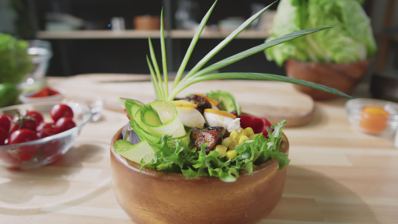 una ensalada deliciosa y saludable