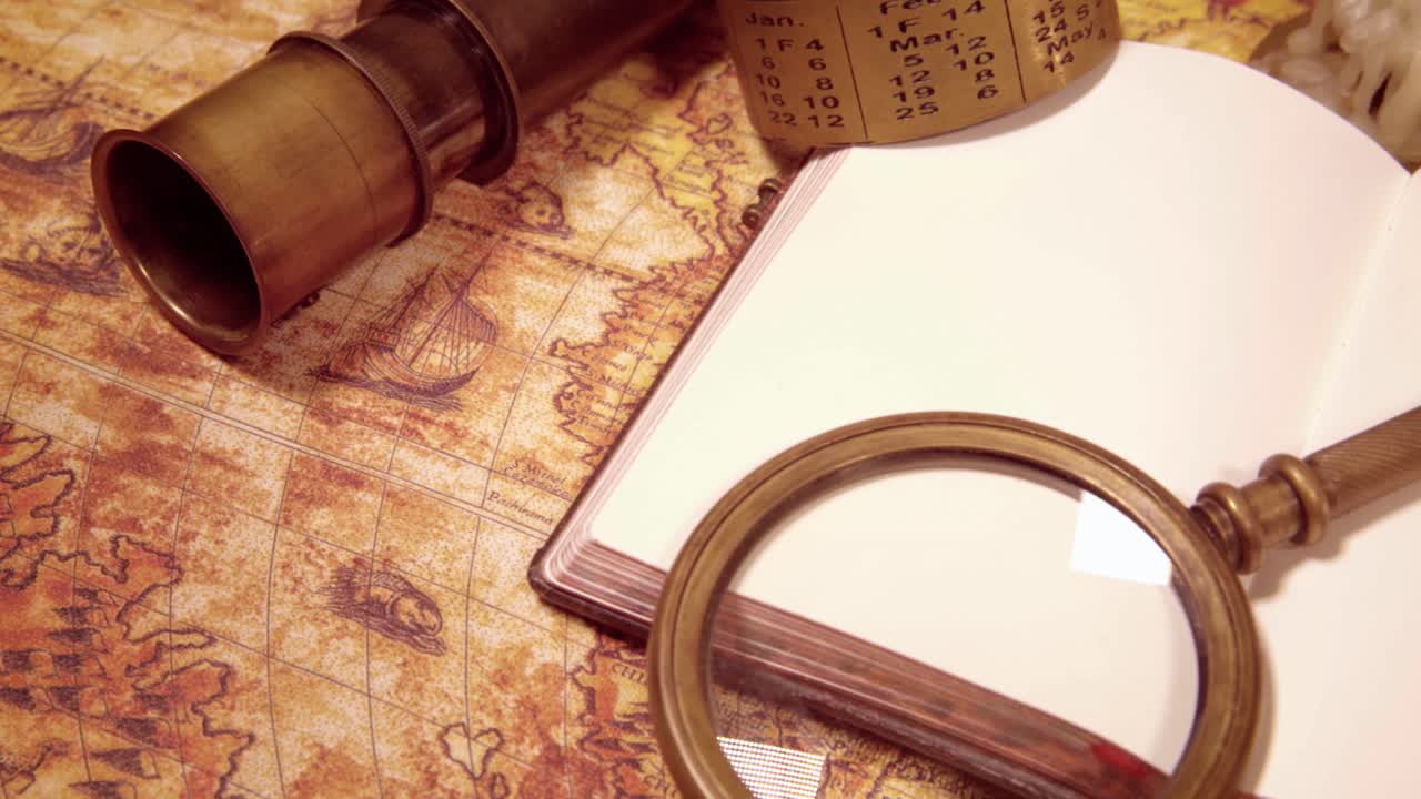 старинная натюрморт на старой карте 1565 года.