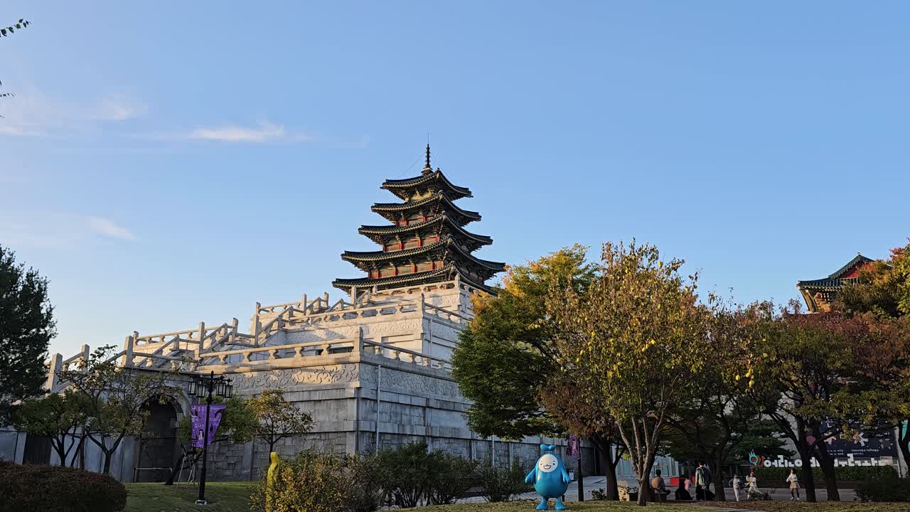 Seoul, South Korea With The National Folk Museum Inside Gyeongbokgung Palace. Wide Shot