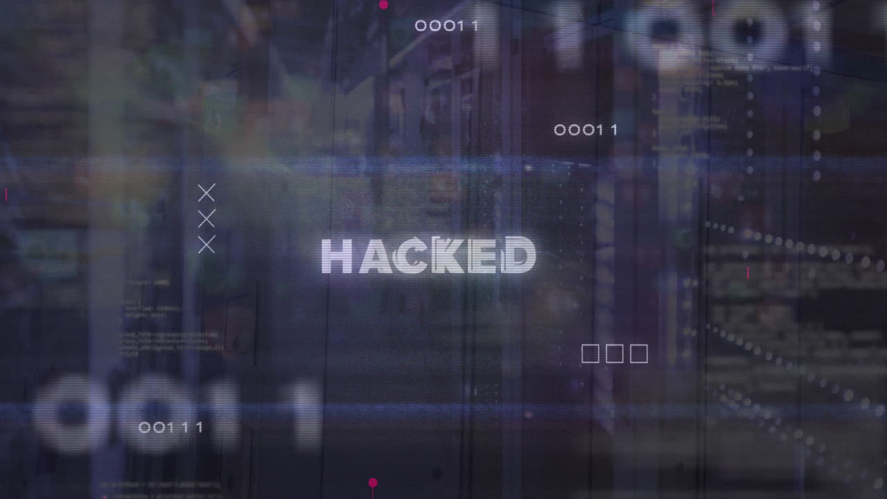 animatie van gehackte tekst, binaire codes en computertaal, circuitboardpatroon over serverruimte