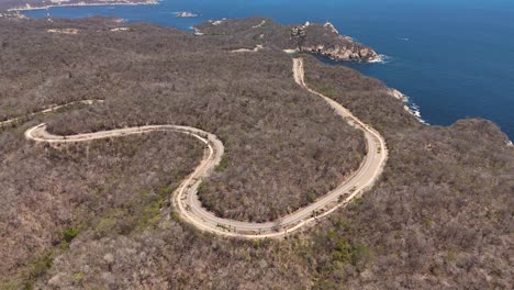 parque nacional huatulco, carretera panorámica hacia el pacífico mexicano