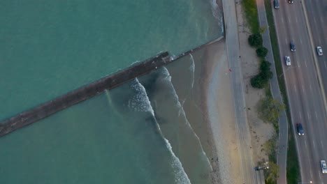 October-aerial-drone-footage-Chicago,-Illinois