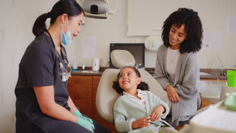Pediatric-dentist-bonding-with-child