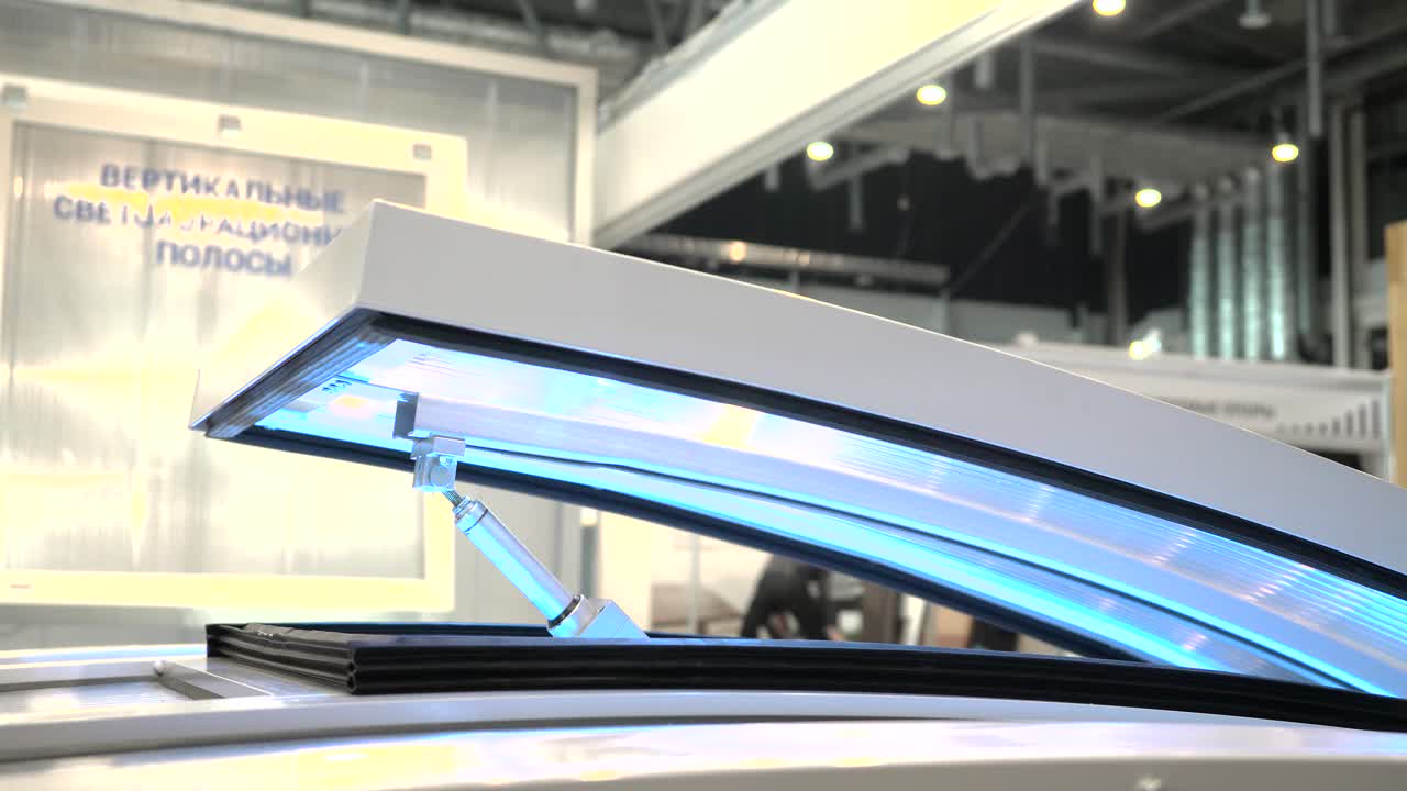 전시회 에서 자동화 된 구부러진 유리 지붕 시스템