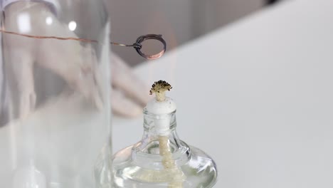 using an alcohol lamp for heating