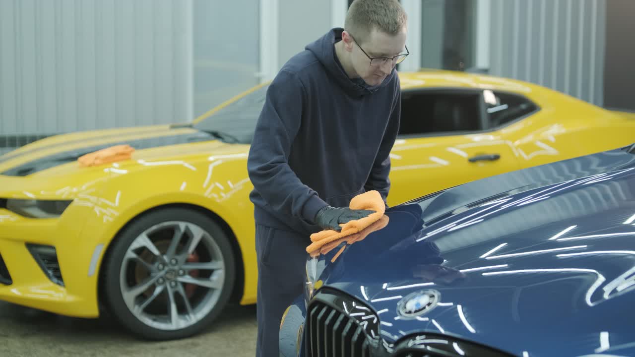 Professional Car Detailing – Washing, Ceramic Coating, and Interior Cleaning