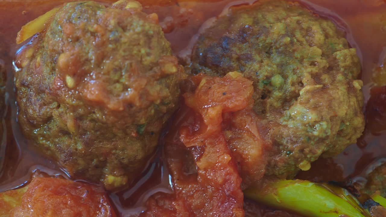 Turkish Meatballs with Potatoes and Peppers