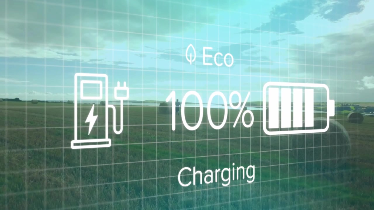 HUD a griglia tecnologica che avvia la ricarica mostrando la batteria che sale e scende con un uomo che cammina oltre balle di fieno