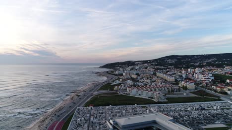 Strandfront-Auf-Portugal-Luftaufnahme