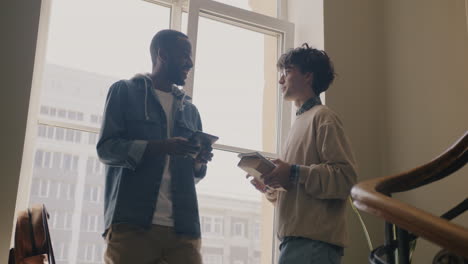 two friends discussing ideas
