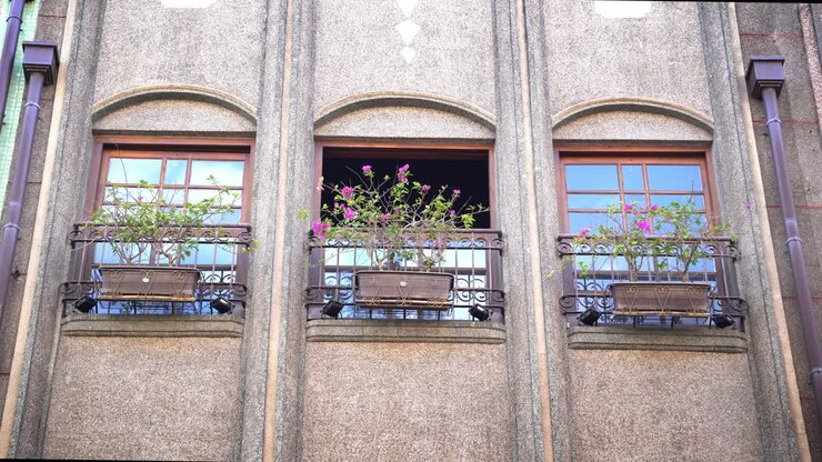 Finestre in stile europeo situate in Dihua Street