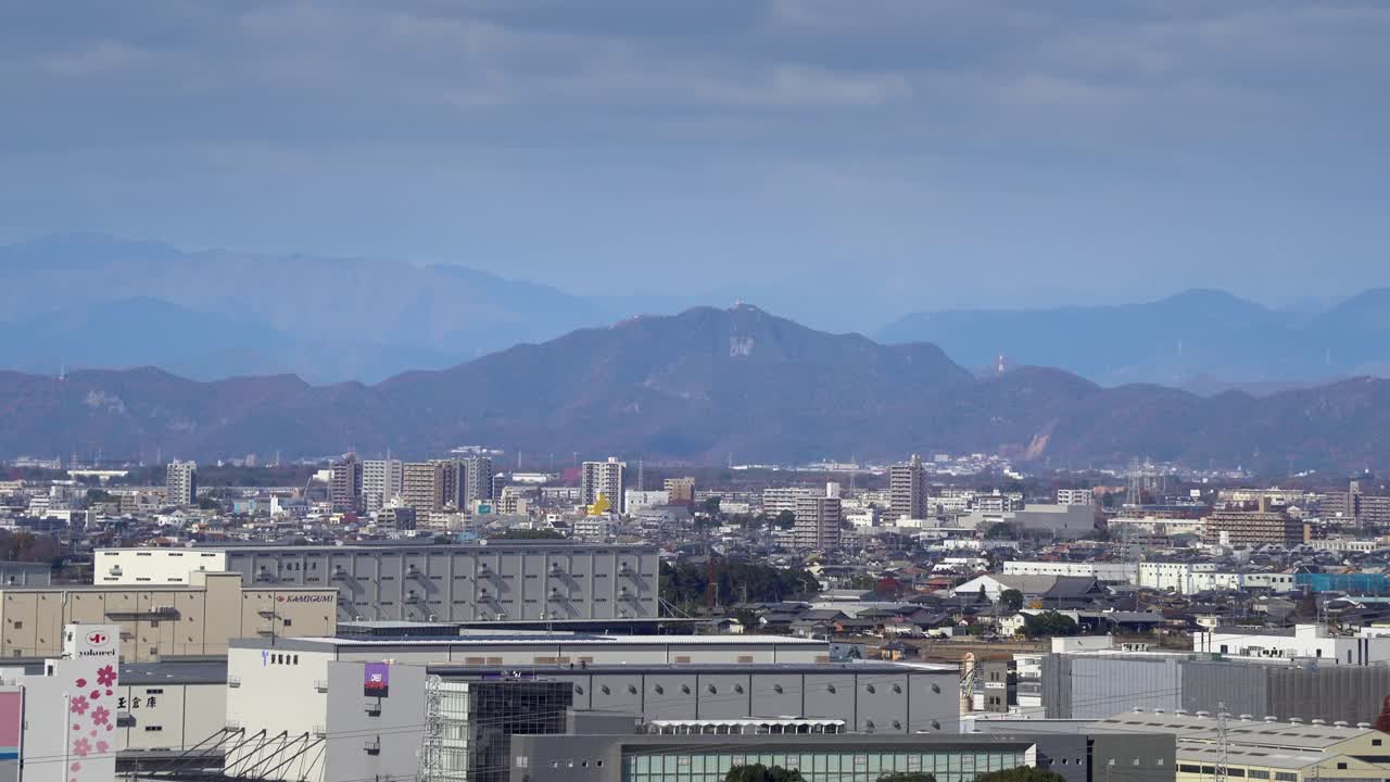La vista del Castello di Gifu da lontano