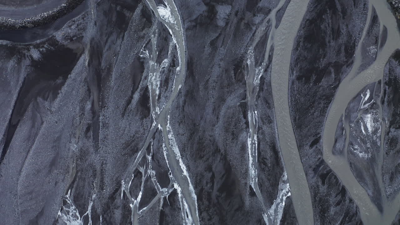 vista aérea aérea del puente del río mulakvisl islandia