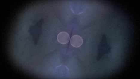 animación de puntos de luz reloj con fondo oscuro