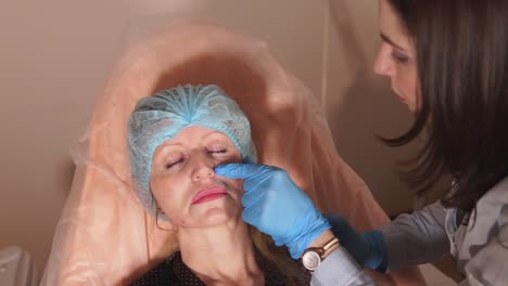 facial treatment consultation