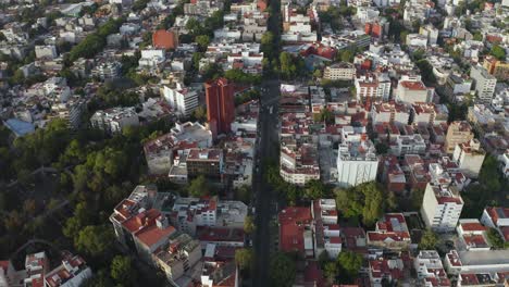 Edificios-Urbanos-Y-Calles-De-La-Poblada-Ciudad-De-México,-Antena-Del-Mediodía
