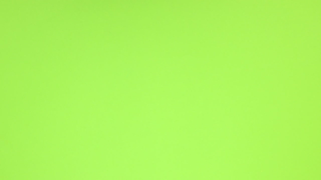 los billetes de cien euros llenan el fondo verde - parada de movimiento