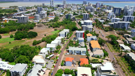 Drone-aerial-footage-of-Dariwin,-NT,-Australia