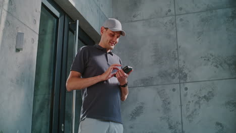 a series of images showing a delivery person handing over a large pizza and coffee order to a customer, followed by the customer entering their apartment and the delivery person using a smartphone
