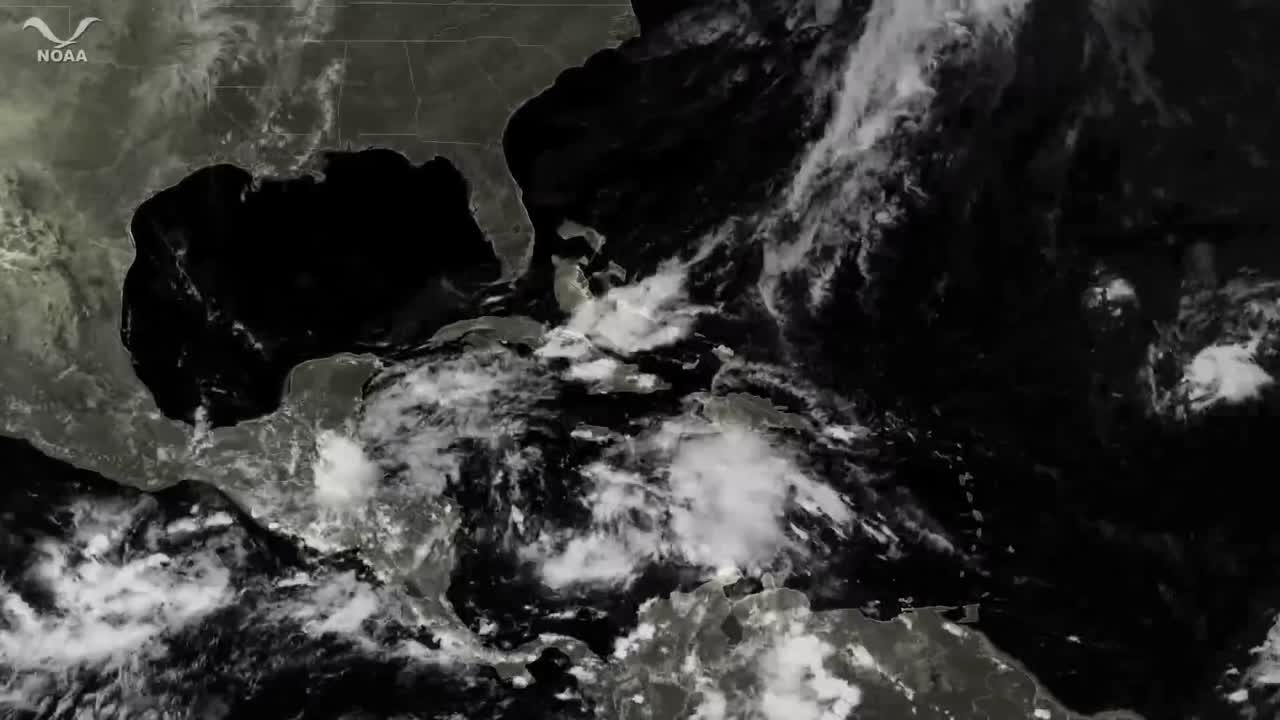 날씨 지도는 허리케인 샌디 2를 추적합니다.