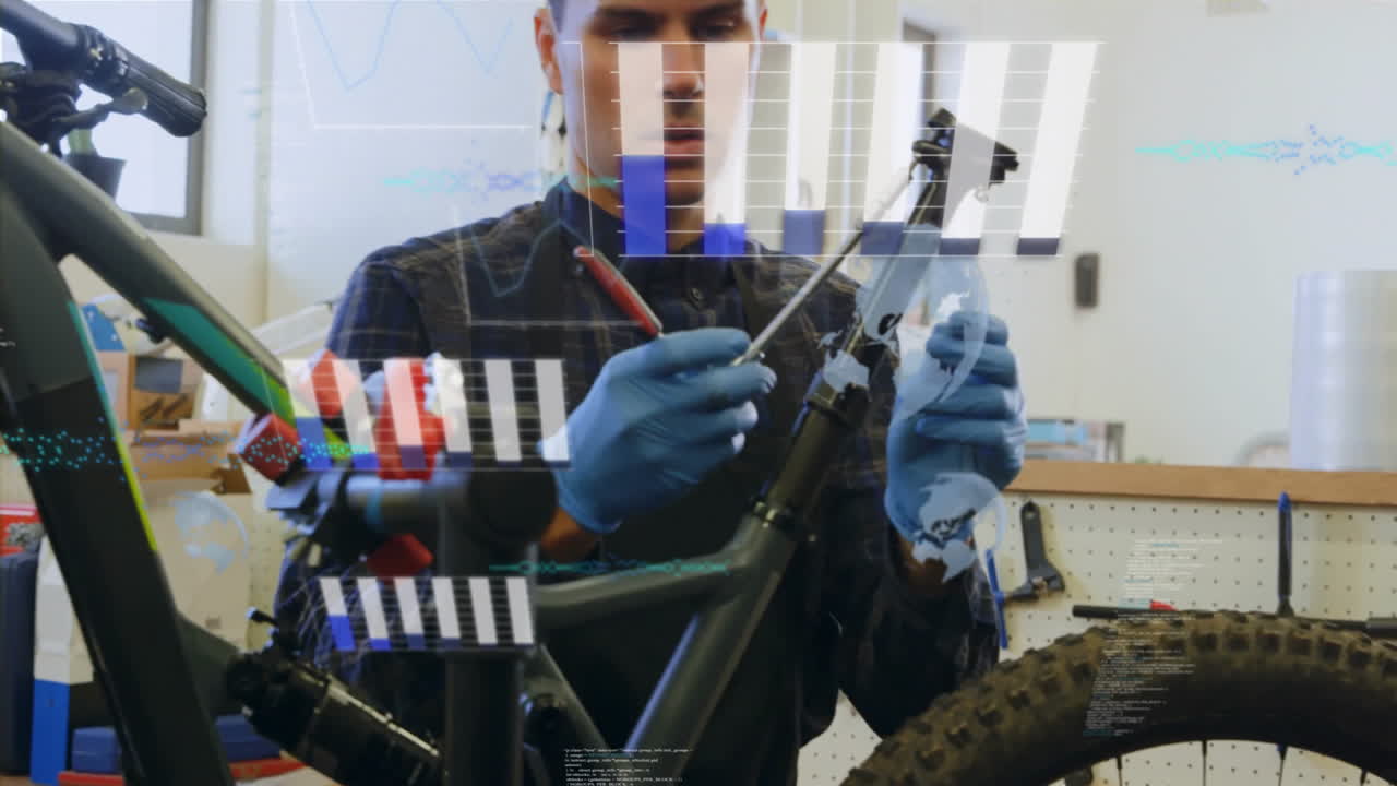 워크에서 일하는 두 인종의 남성 기계공을 통해 금융 데이터 처리의 애니메이션