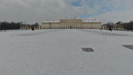 oberschleißheim schloss en invierno palacio alemán cubierto de nieve