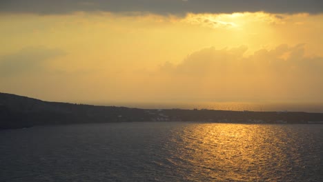 La-Famosa-Puesta-De-Sol-De-Oia,-Santorini,-Grecia