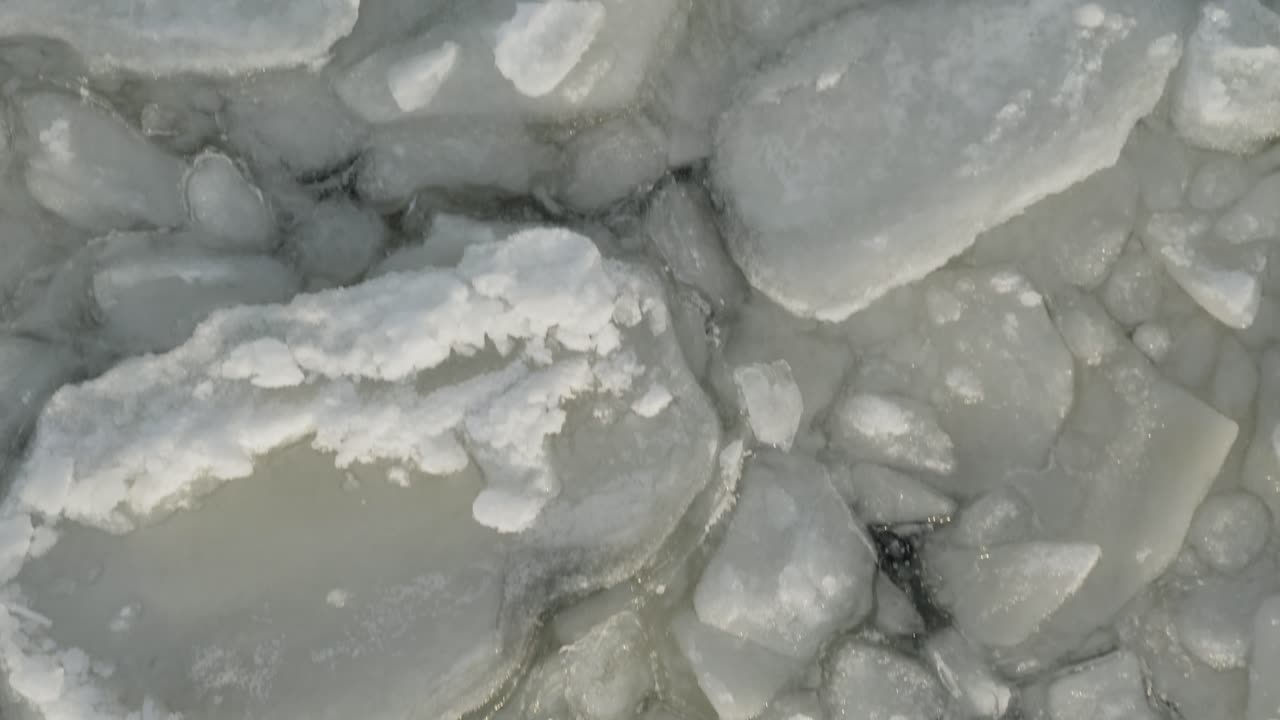 lago congelado capas de hielo temperatura de congelación