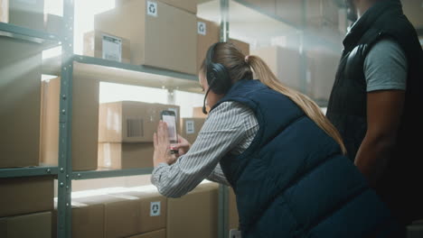 warehouse worker scanning inventory