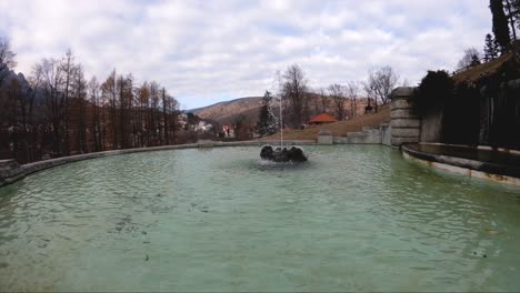 Fuente-En-Cámara-Lenta