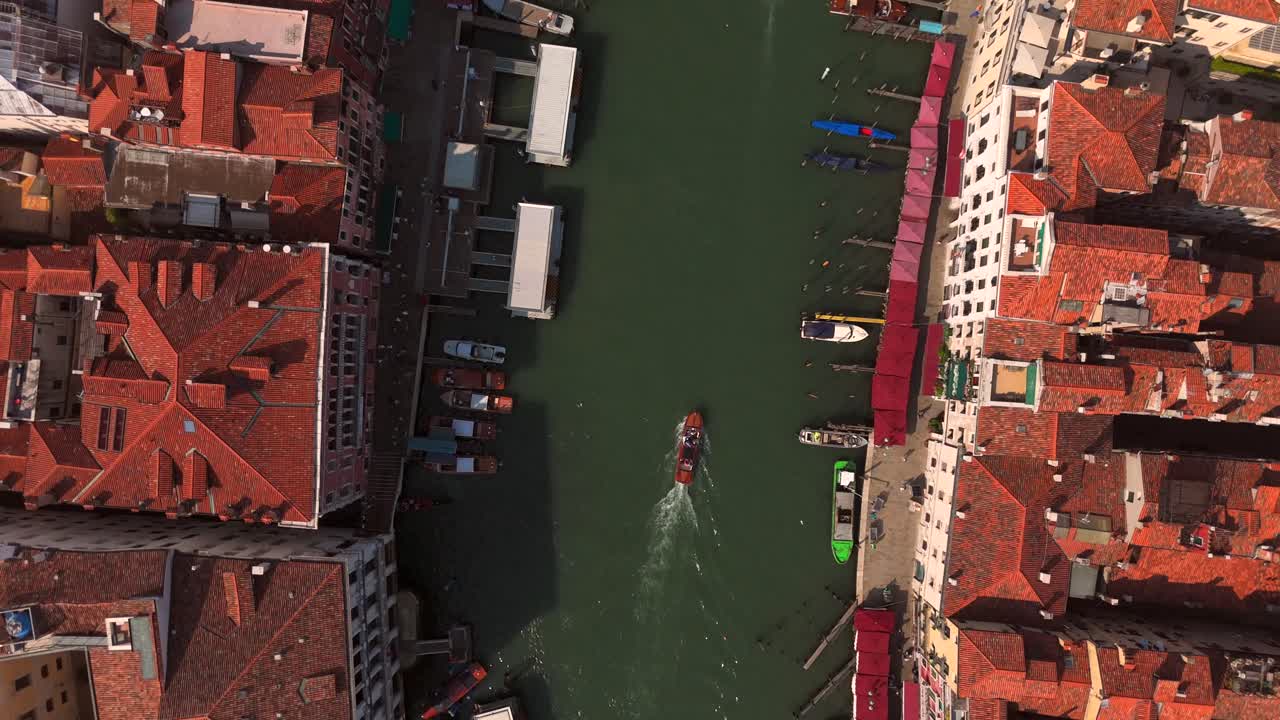 Get lost in the labyrinth of Venice’s canals, where every turn unveils a new perspective of this historic city.