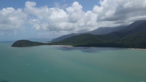 Malerische-Aussicht-Auf-Den-Kulki-Lookout-Und-Das-Cape-Tribulation-Sanctuary-Vom-Korallenmeer