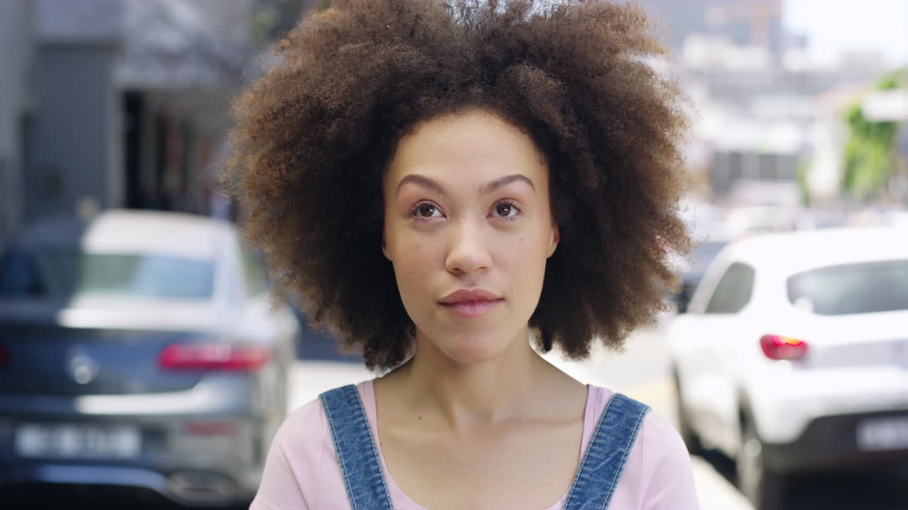 corrupto y necesita mucho trabajo