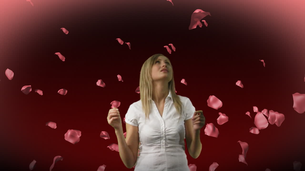 장미를 바라보는 여자 2